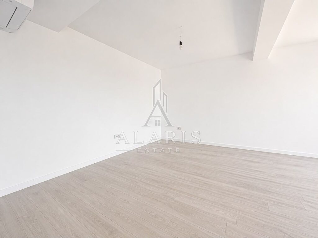 Apartament cu 2 camere, open space, in Braytim, fotografia 4