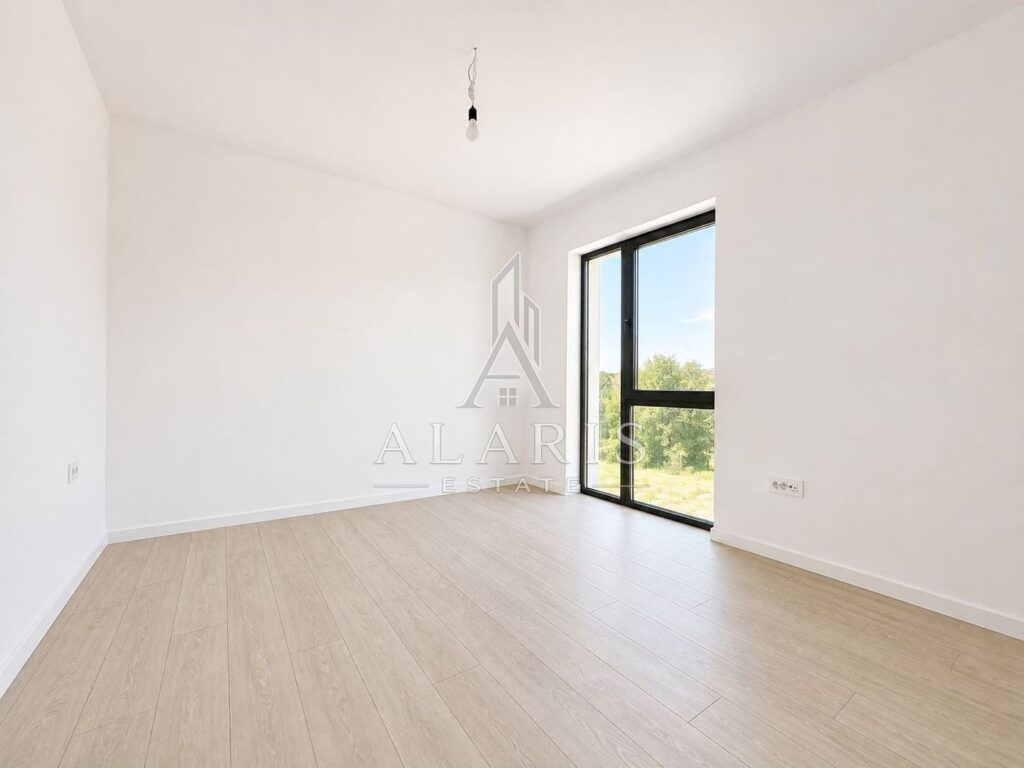 Apartament cu 2 camere, open space, in Braytim, fotografia 4