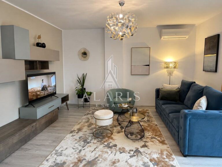 Apartament cu 2 camere, decomandat, zona Aradului