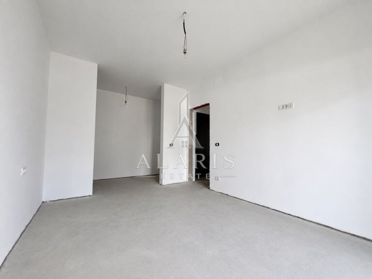 Apartament cu 3 camere, curte de 100mp, in Giroc – poza 7 din 8