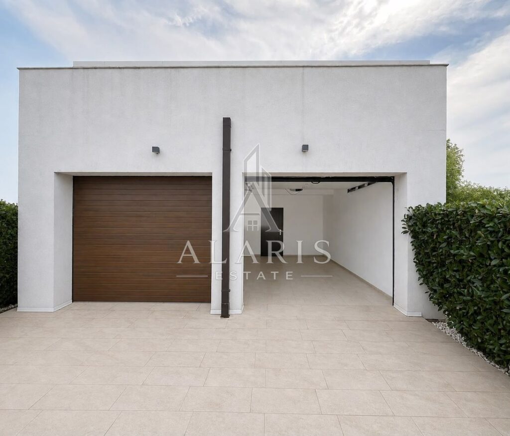 Casa individuala cu 4 camere, piscina, in Dumbravita, fotografia 3