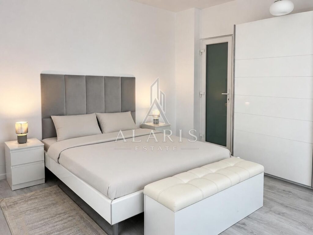 Apartament cu 3 camere, etaj intermediar, zona Torontalului