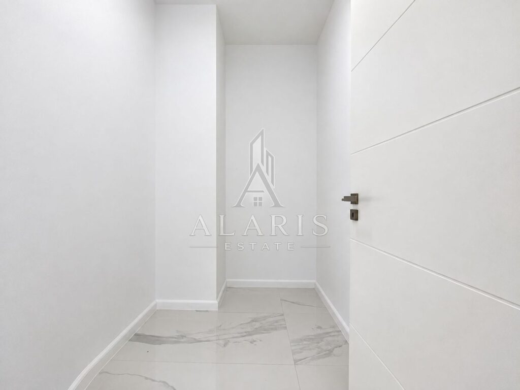 Apartament cu 2 camere, etaj intermediar, zona Torontalului, fotografia 3