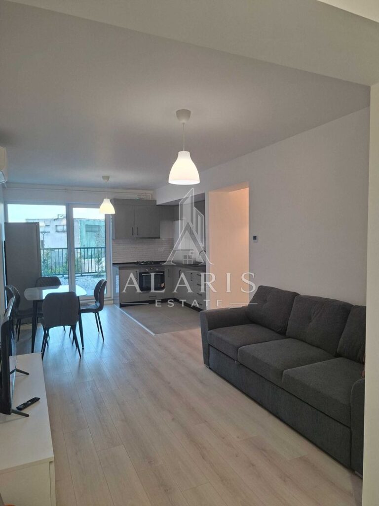 Apartament 3 camere , curte proprie, Pet friendly, Denya Forest