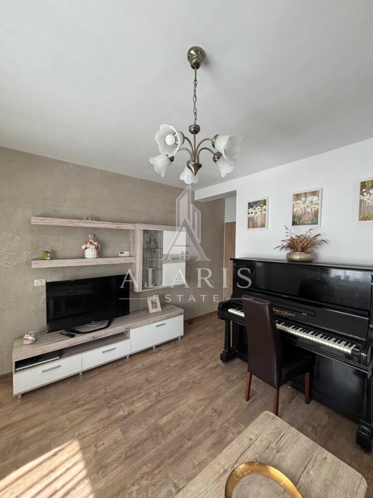 Apartament cu 3 camere, curte proprie, zona Braytim
