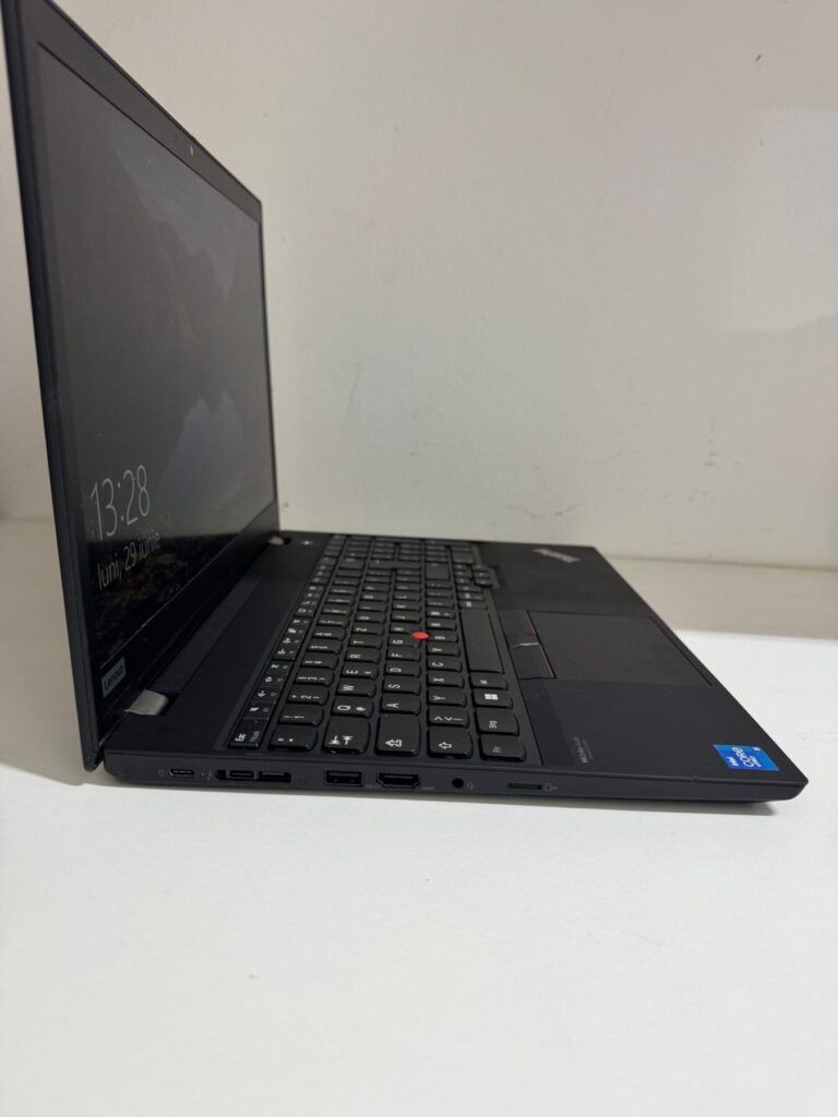 Lenovo ThinkPad T15 Gen 2, i5-1145G7 | 16 GB RAM | 256 GB SSD | 15.6″ – Timișoara – poza 5 din 8