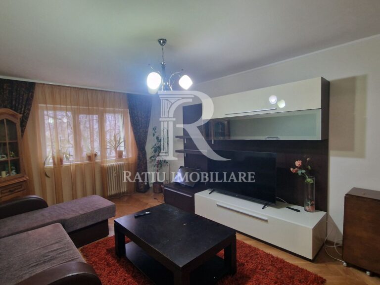 Apartament cu 3 camere | Parcare | Sfantul Apostol Andrei | Oradea