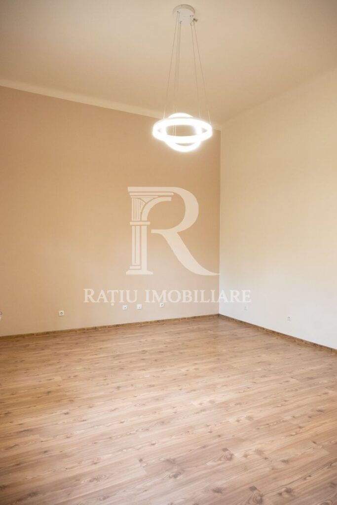 Apartament cu 2 camere | Pietonala | Ultracentral | Oradea