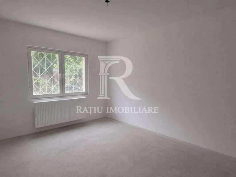 Apartament cu 4 camere | Parter | Decebal | Oradea