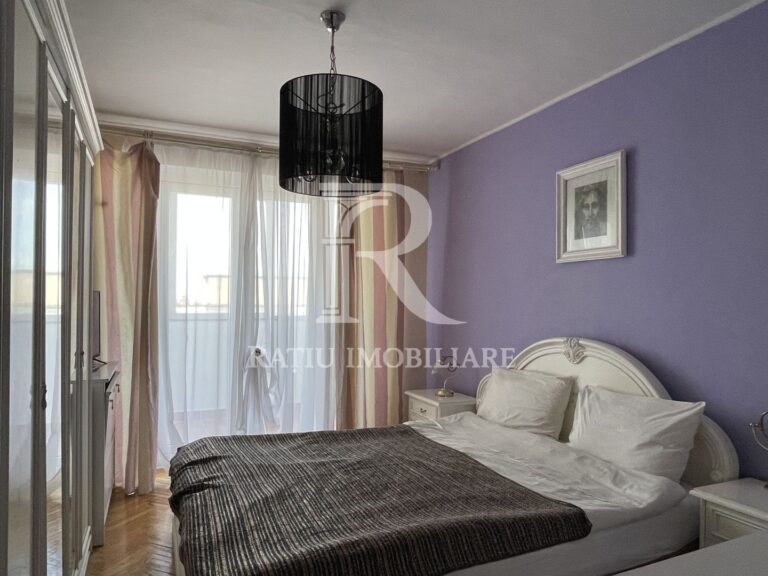 Apartament cu 4 camere | Panoramă superbă | Dacia | Oradea