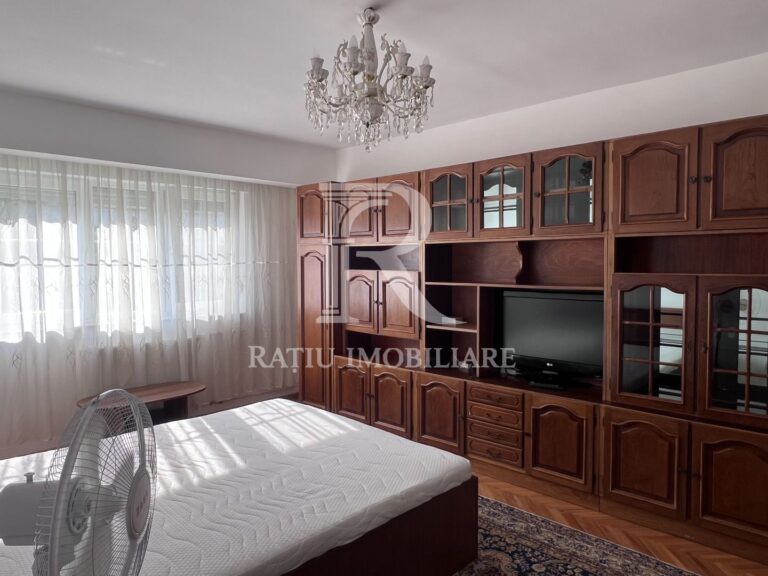 Apartament cu 3 camere | Costache Negruzzi | Decebal | Oradea