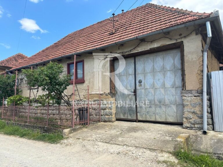 De vanzare | Casa veche in Cosdeni | Bihor | 23000 €