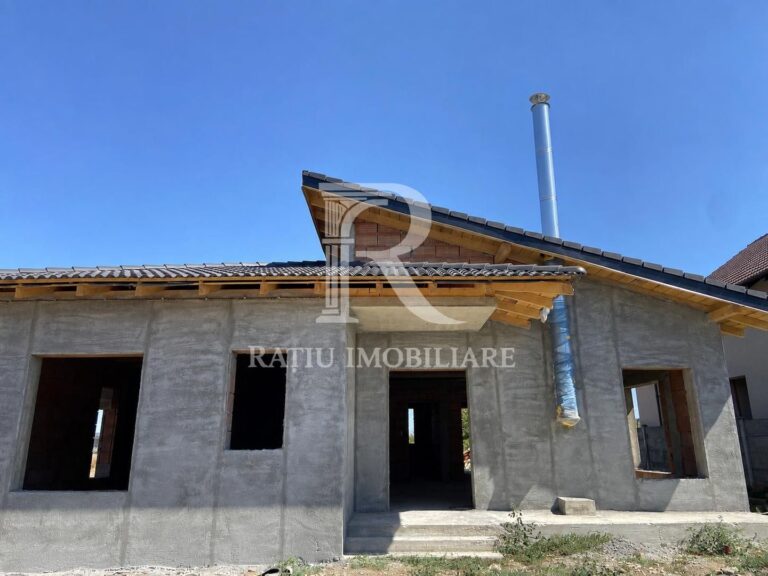 Casa cu 4 camere de vanzare | Cihei | Oradea