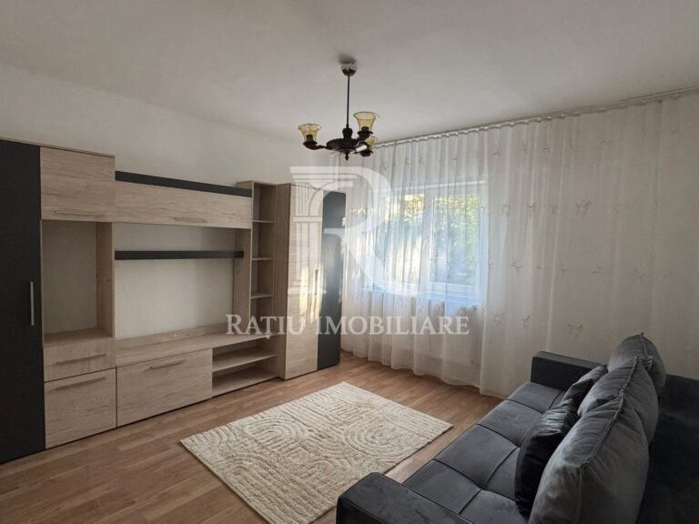 De inchiriat | Garsoniera zona Decebal | Oradea