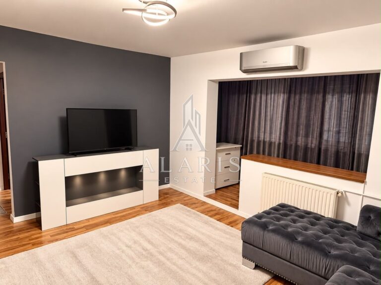 Apartament 2 camere, loc de parcare, zona Lipovei
