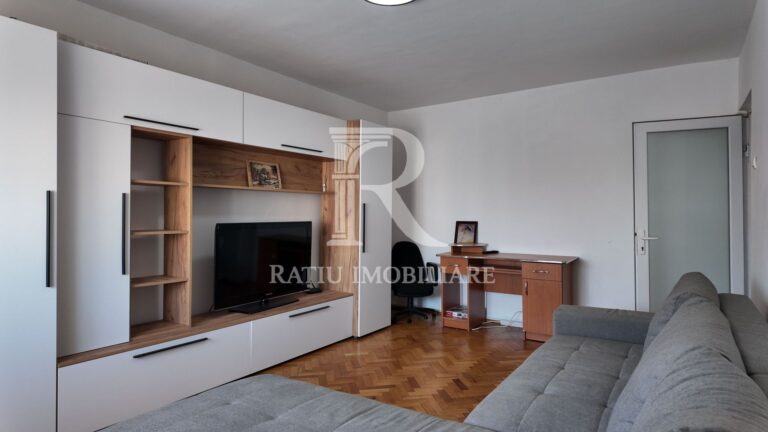 Apartament 3 camere cu 2 băi | Parcul Salca | Oradea