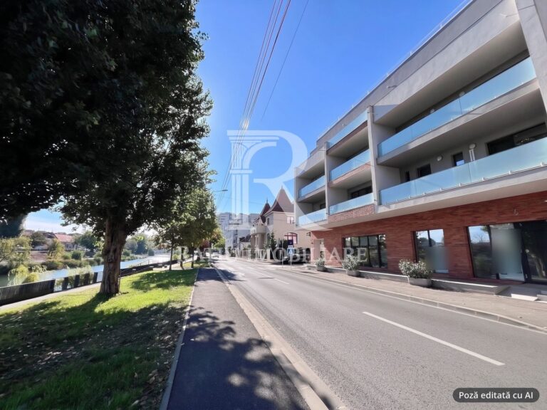 Spațiu comercial de închiriat | Ultracentral | Oradea