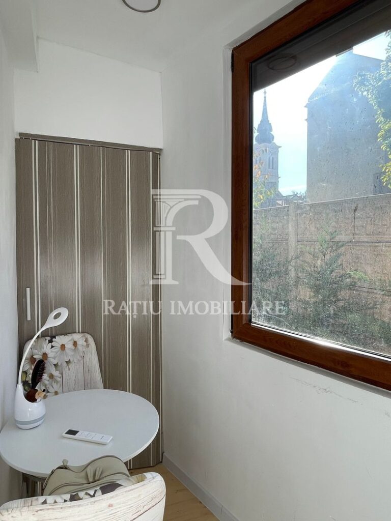 Oportunitate de investiție | Apartament ultracentral | Oradea – poza 4 din 8