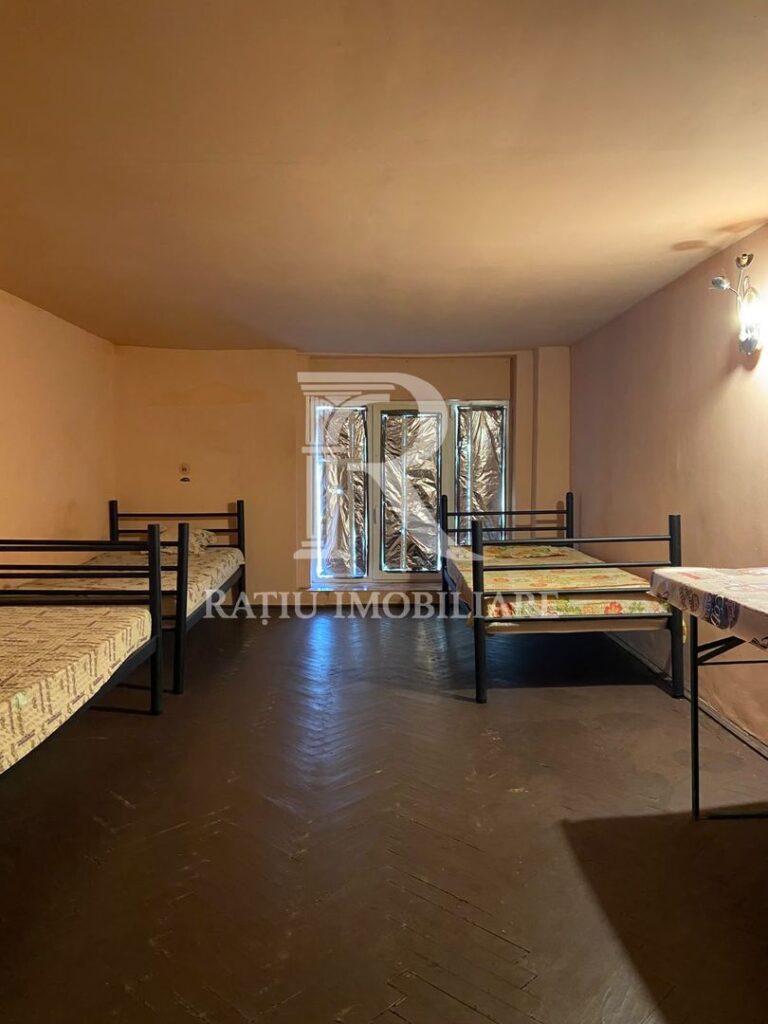 Casa cu 2 camere | 80 mp utili | Zona Centrala | Oradea – poza 1 din 8