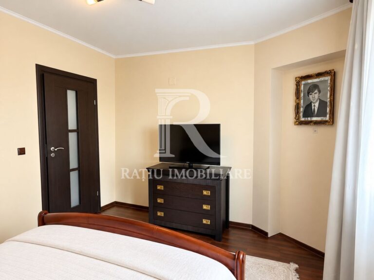Casa P+E | Garaj | Curte | Gradina | Bucatarii de vara | Terasa | Les – Oradea – poza 7 din 8