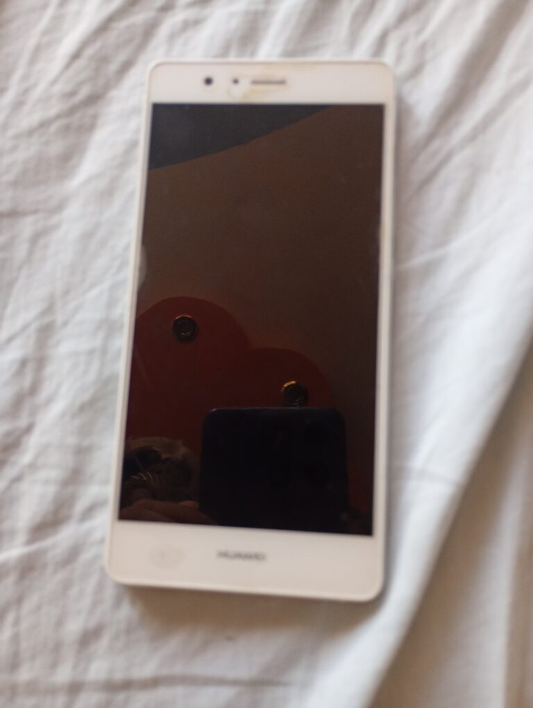 vând Huawei p9lite
